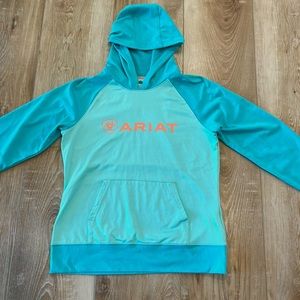 Ariat hoodie size small